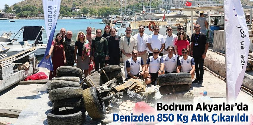 Akyarlar ’da Denizden 850 Kg Atık Çıkarıldı