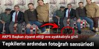 AKP'li Başkan ziyaret ettiği eve ayakkabıyla girdi: Tepkilerin ardından fotoğrafı sansürledi